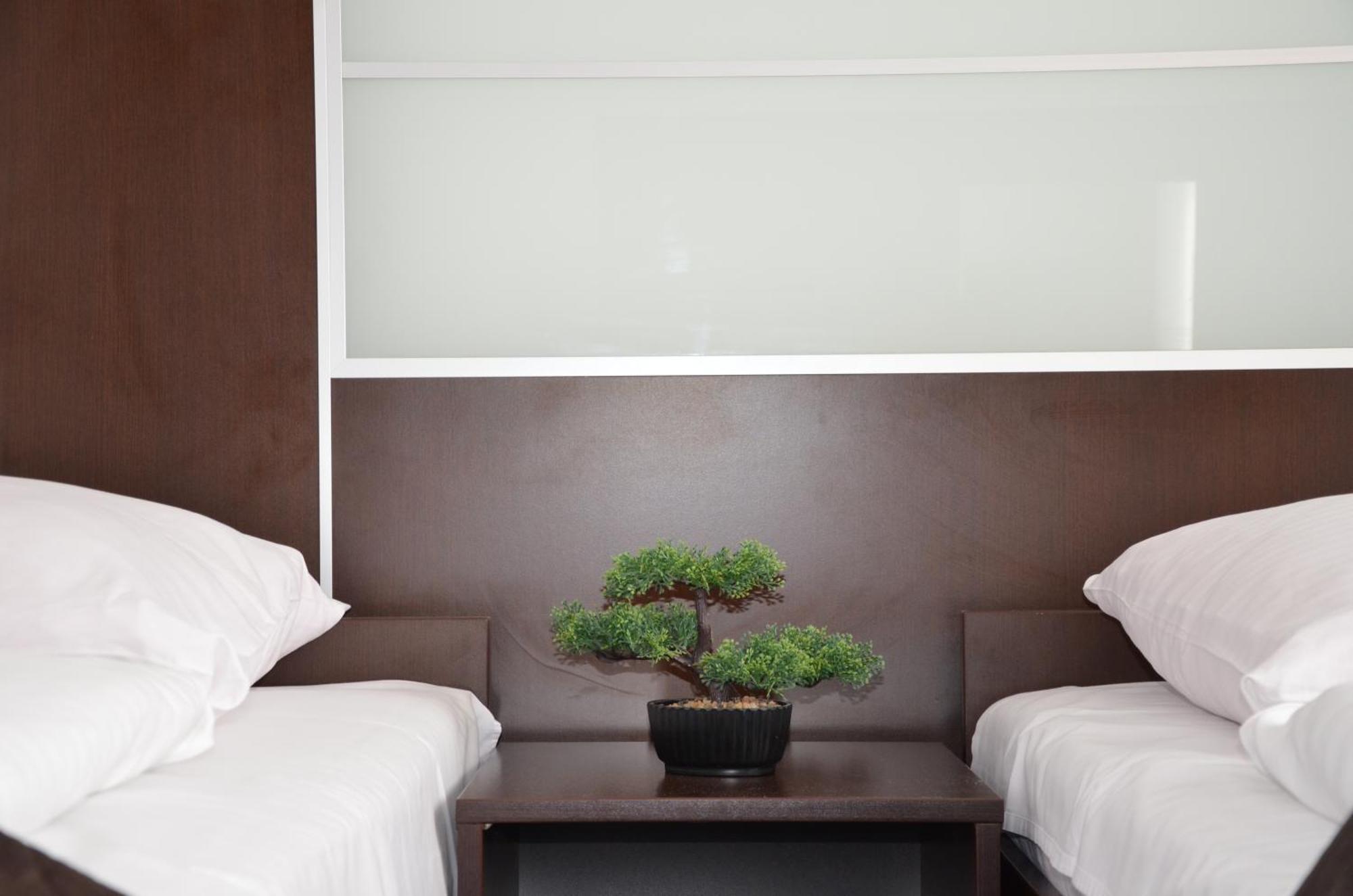Hotel Junior 2 كراكوفيا المظهر الخارجي الصورة